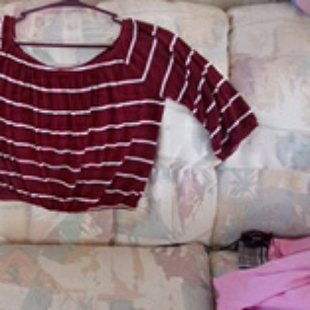 Hollister top